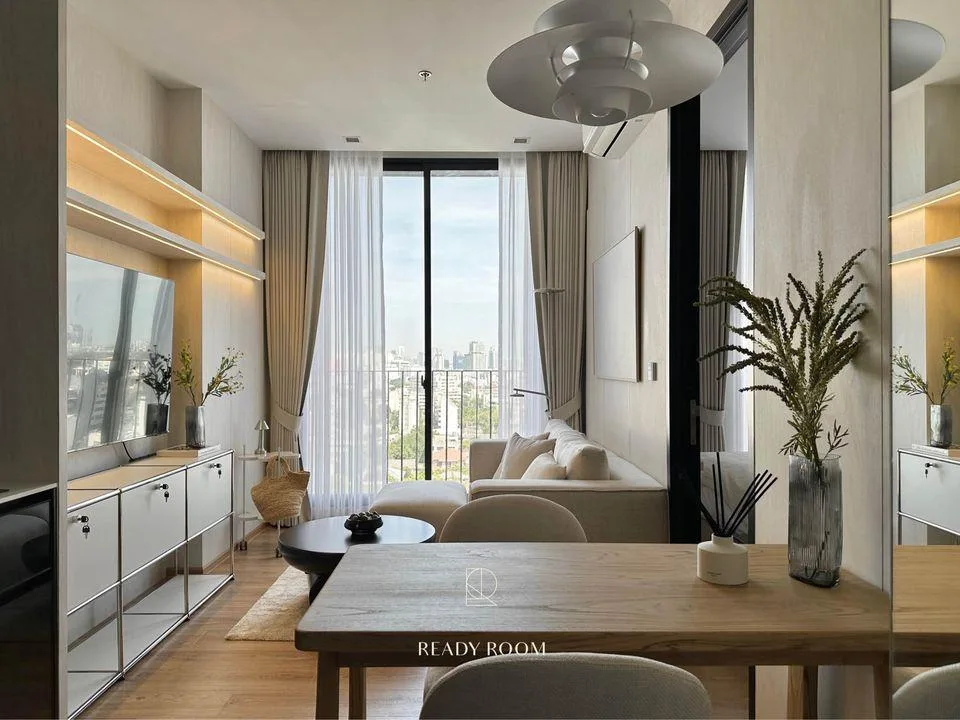 Property photos for Noble Around Ari