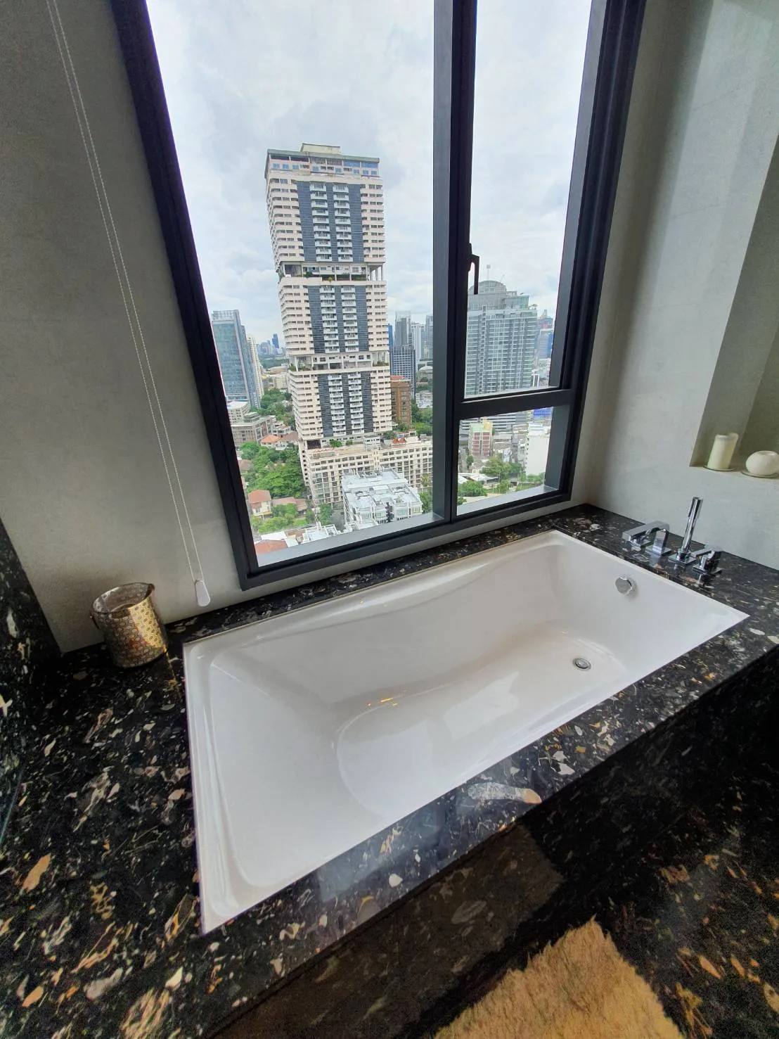 Property photos for BEATNIQ Sukhumvit 32