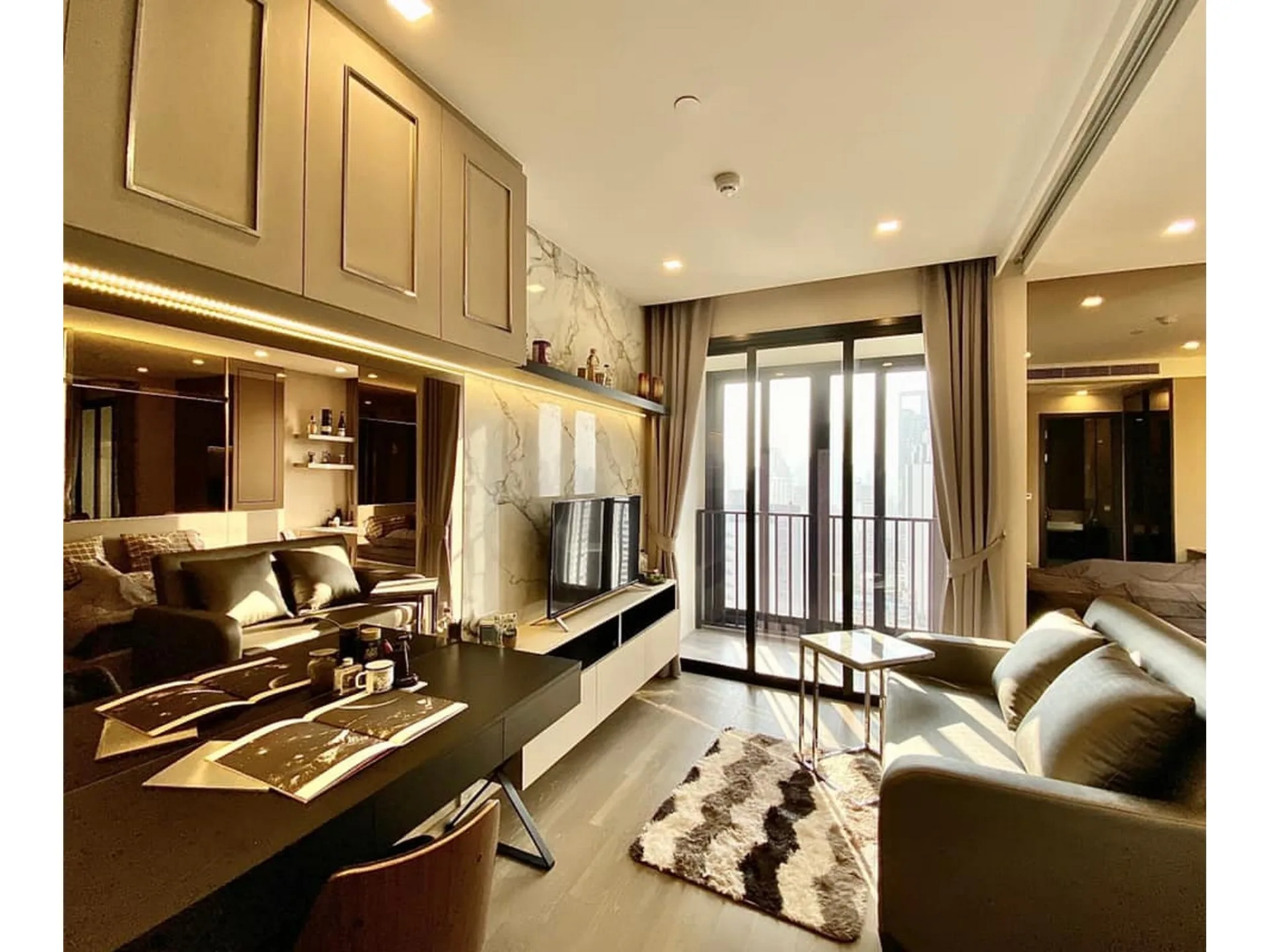 Property photos for Ashton Asoke
