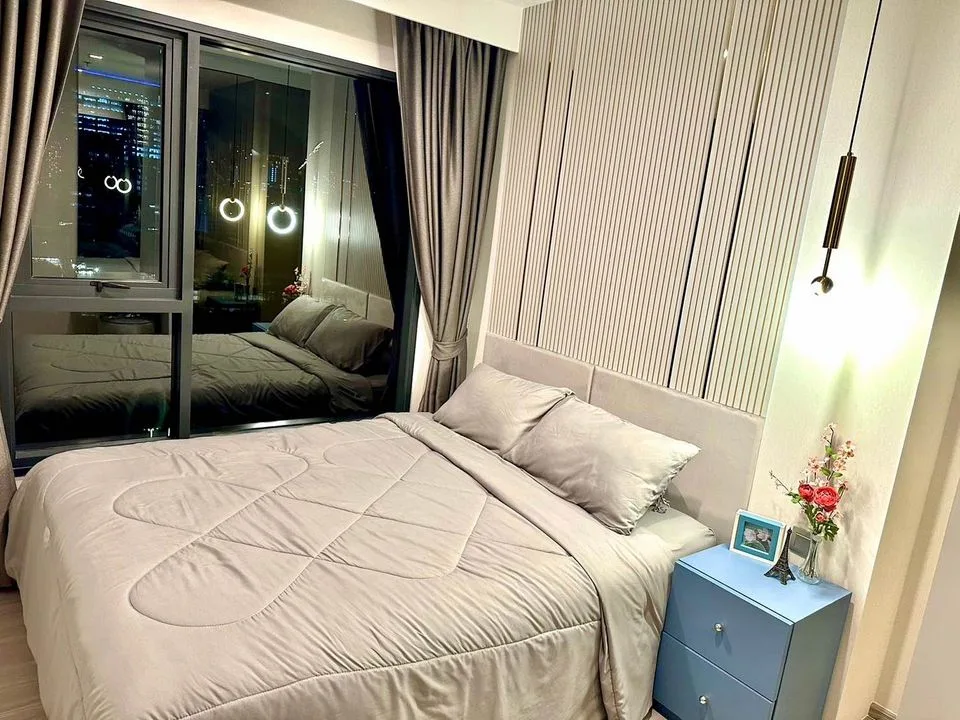 Property photos for Life Asoke Hype