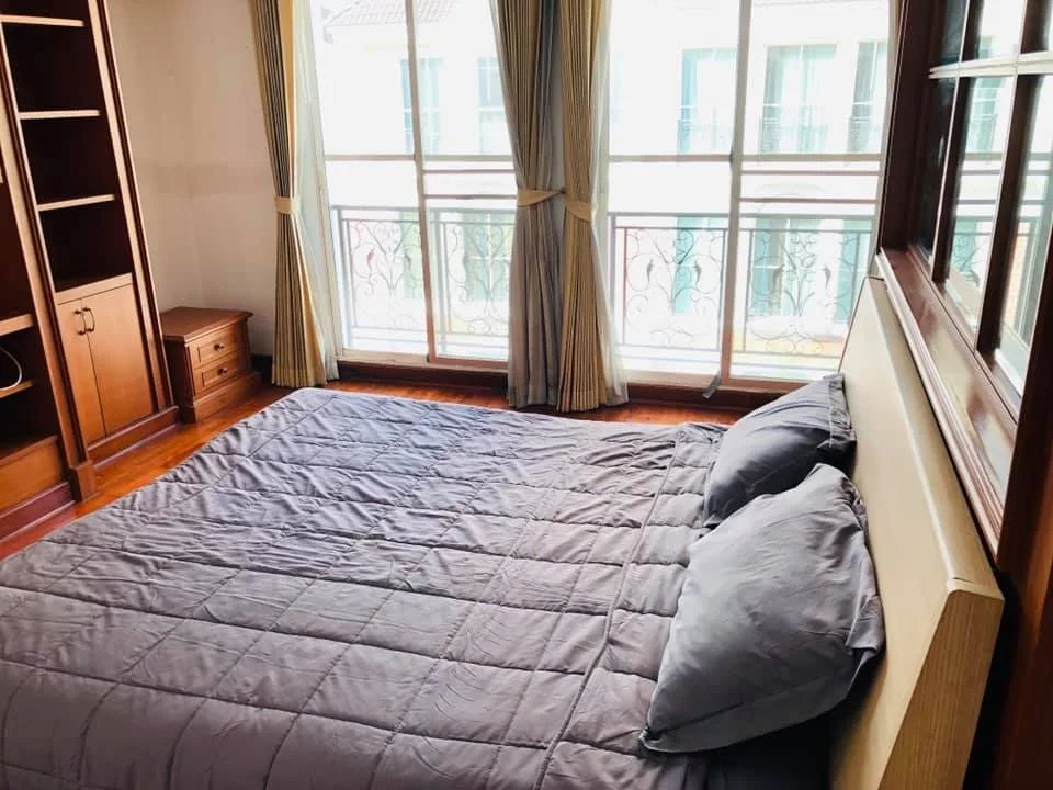 Property photos for Baan Klang Krung Thonglor