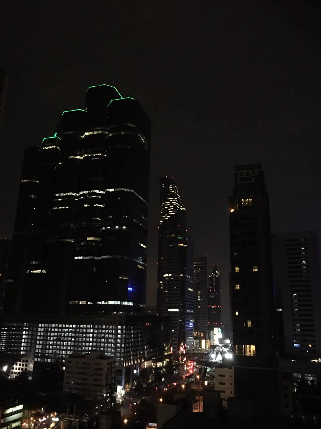Property photos for Rhythm Sathorn - Narathiwas