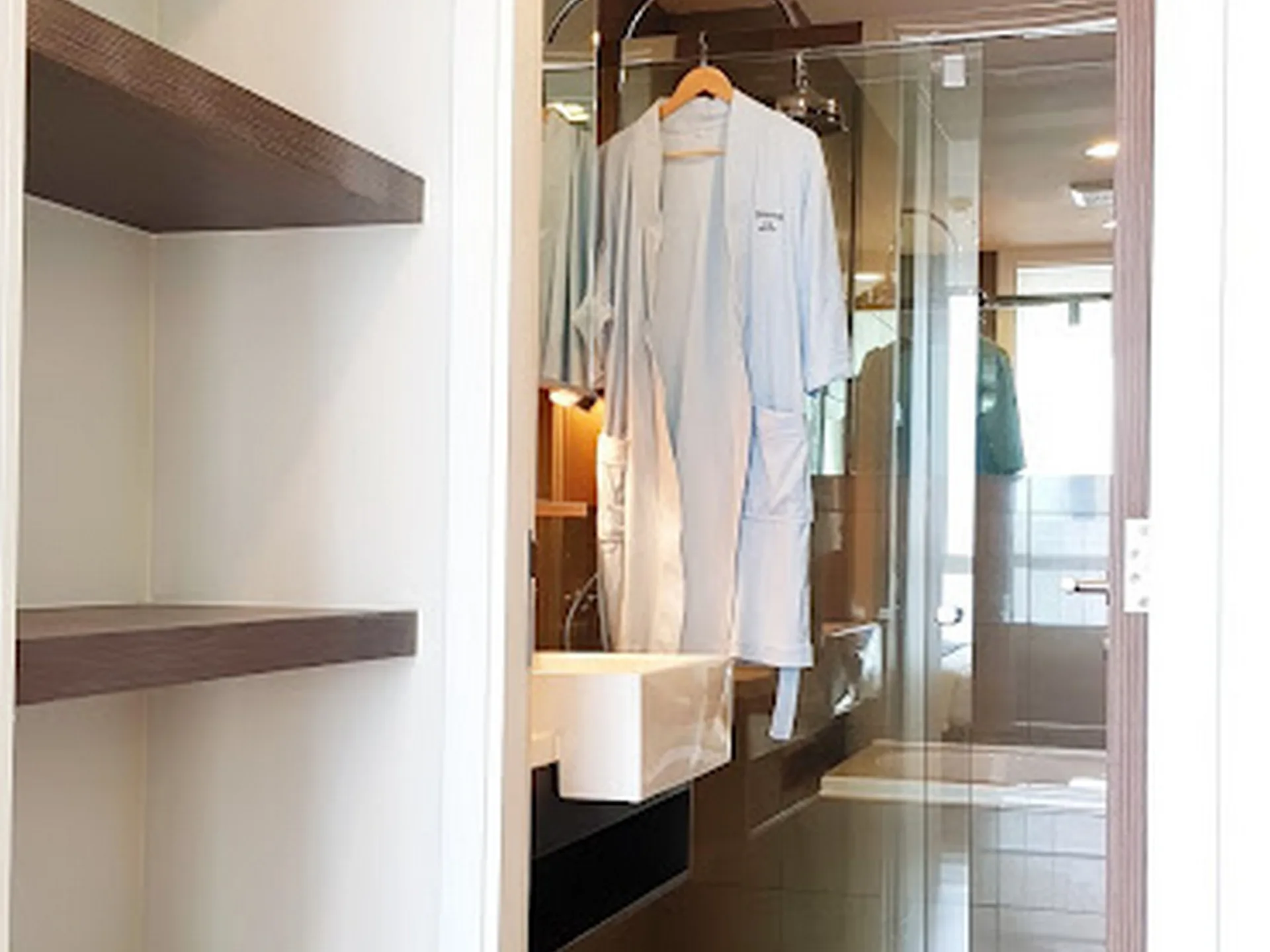 Property photos for 15 Sukhumvit Residences
