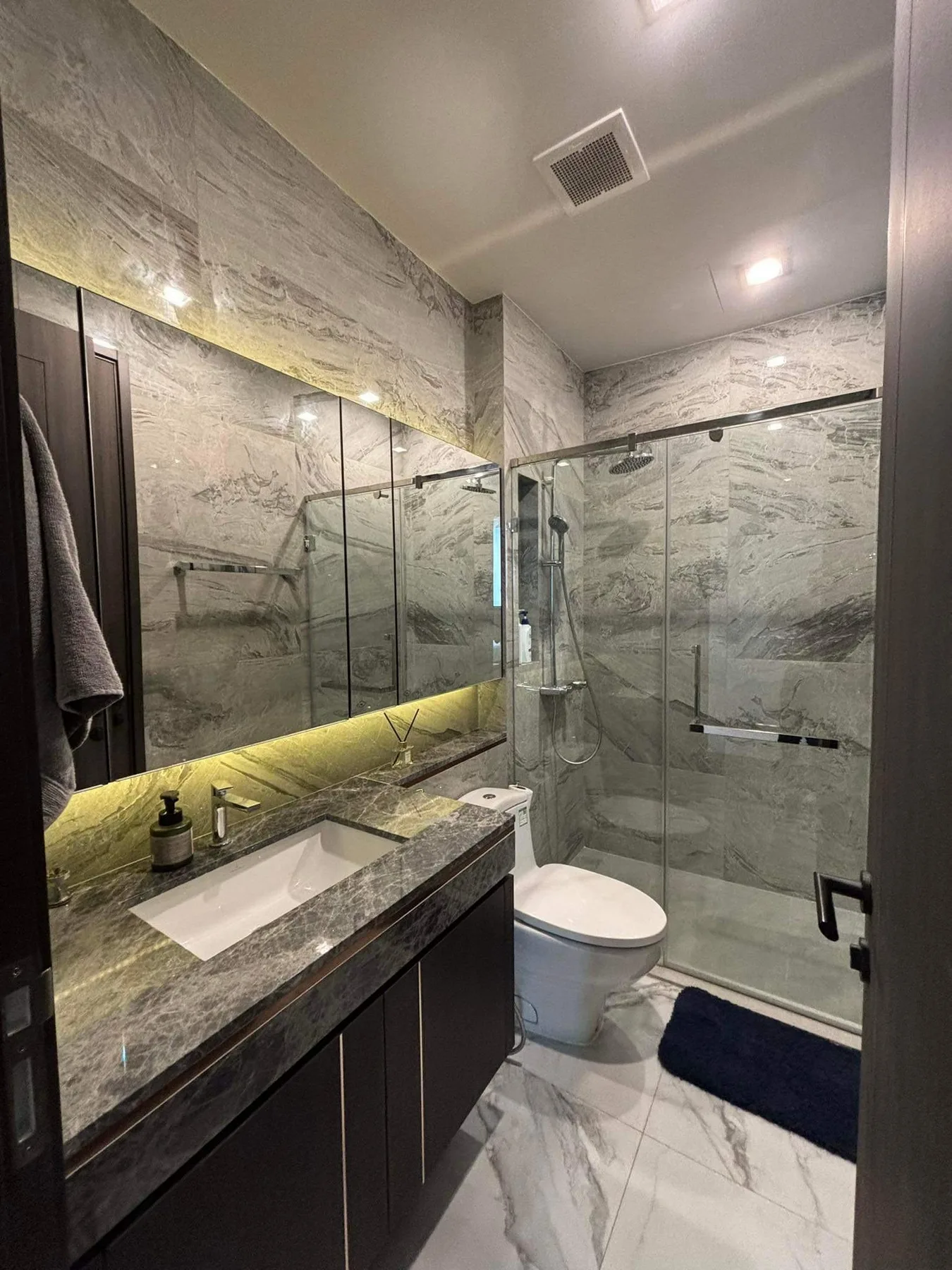 Property photos for Laviq Sukhumvit 57