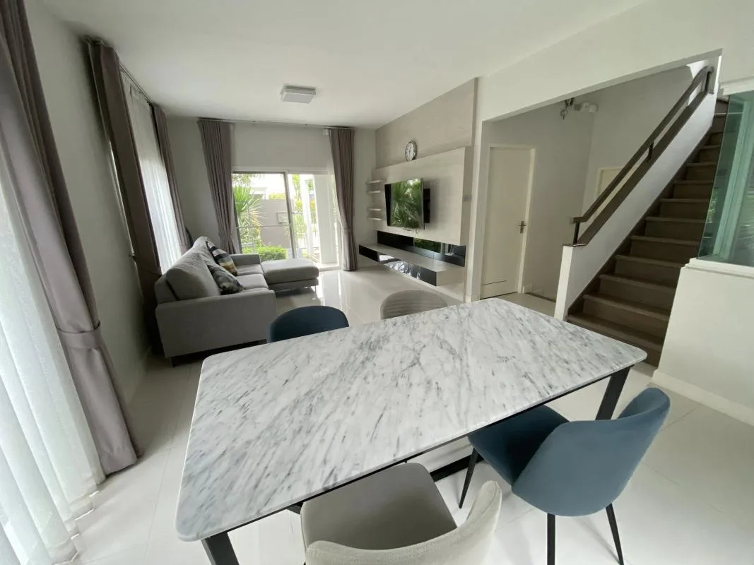 Property photos for Mantana Onnut-Wongwaen 5