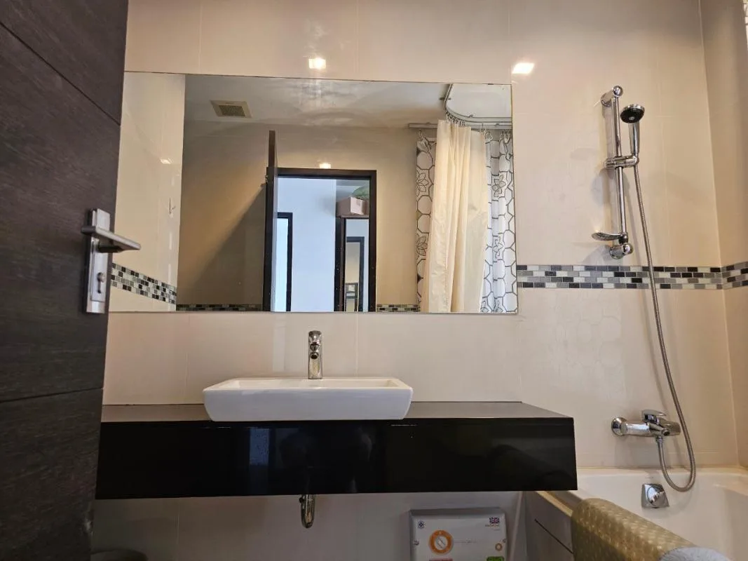 Property photos for Ideo Q Phayathai