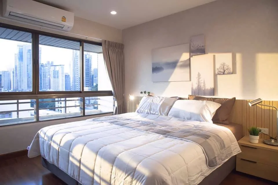 Property photos for Baan Ploenchit