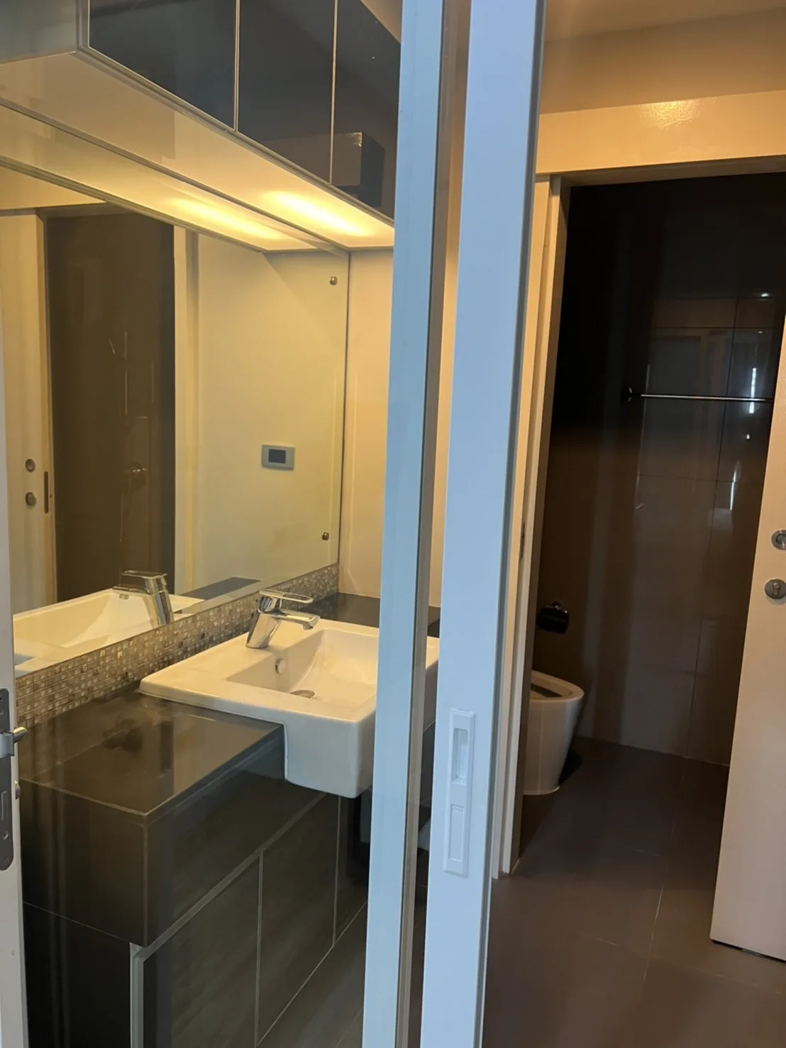 Property photos for The Crest Sukhumvit 34