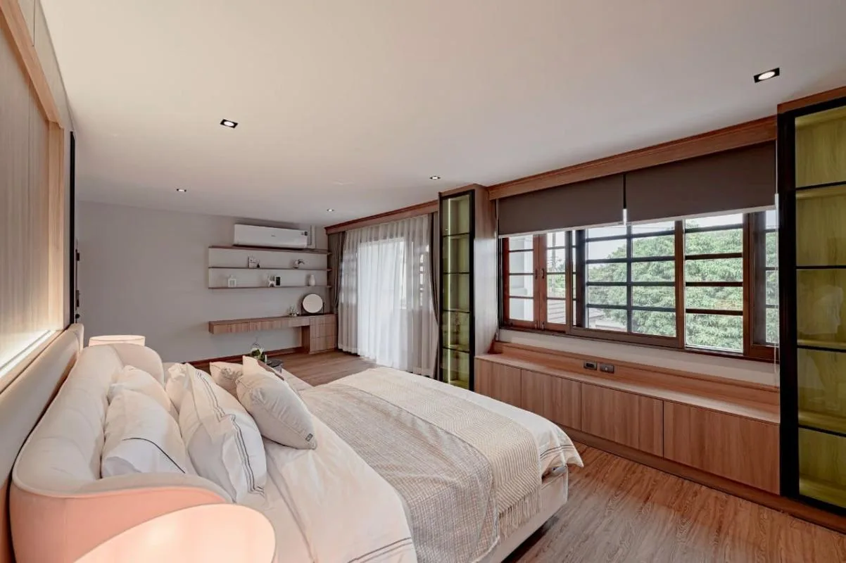 Property photos for Single House Suk. 101