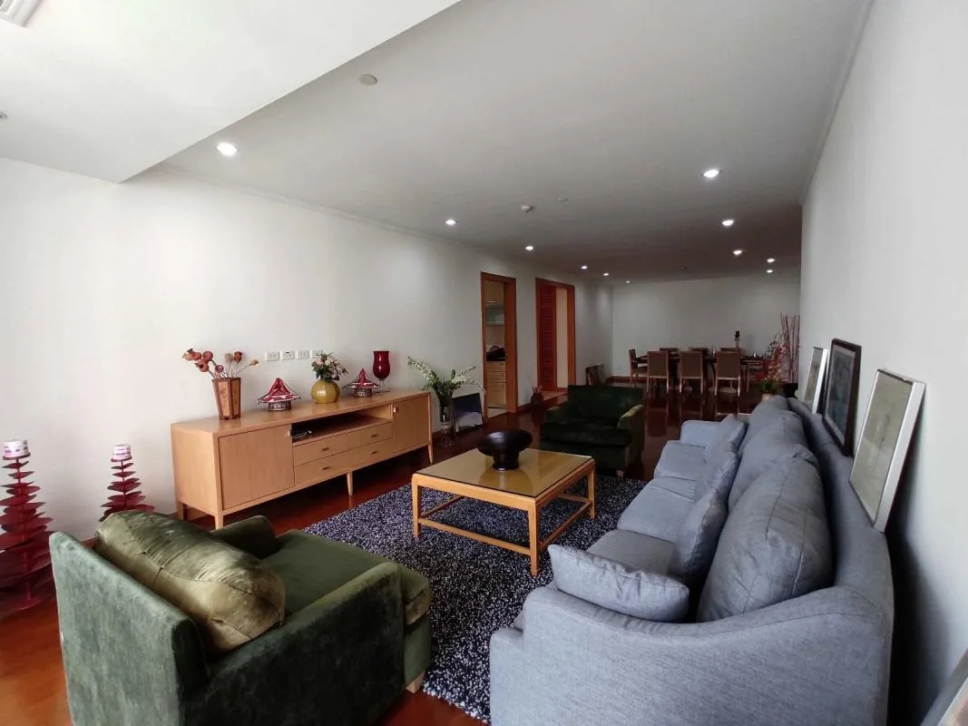 Property photos for GM Height