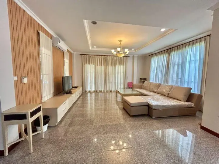 Property photos for Sittarom Regent Sukhumvit 105