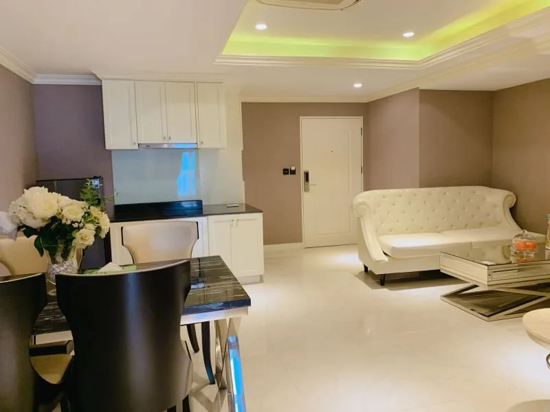 Property photos for State Tower