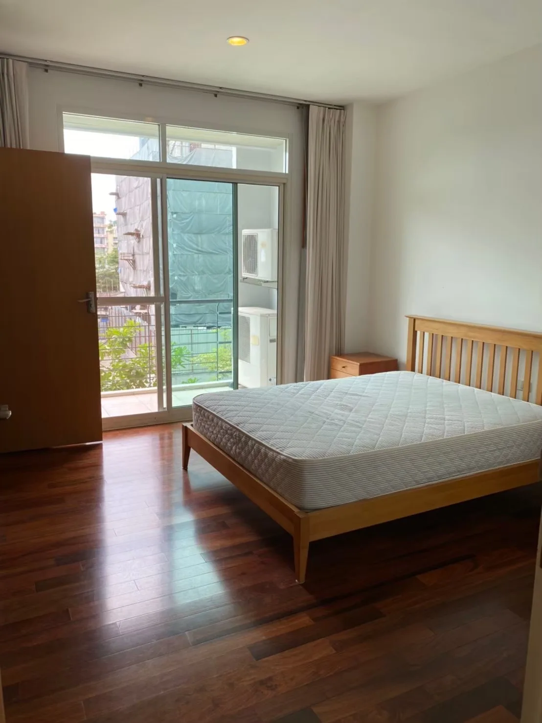 Property photos for The Verandah - Sukhumvit Soi 23
