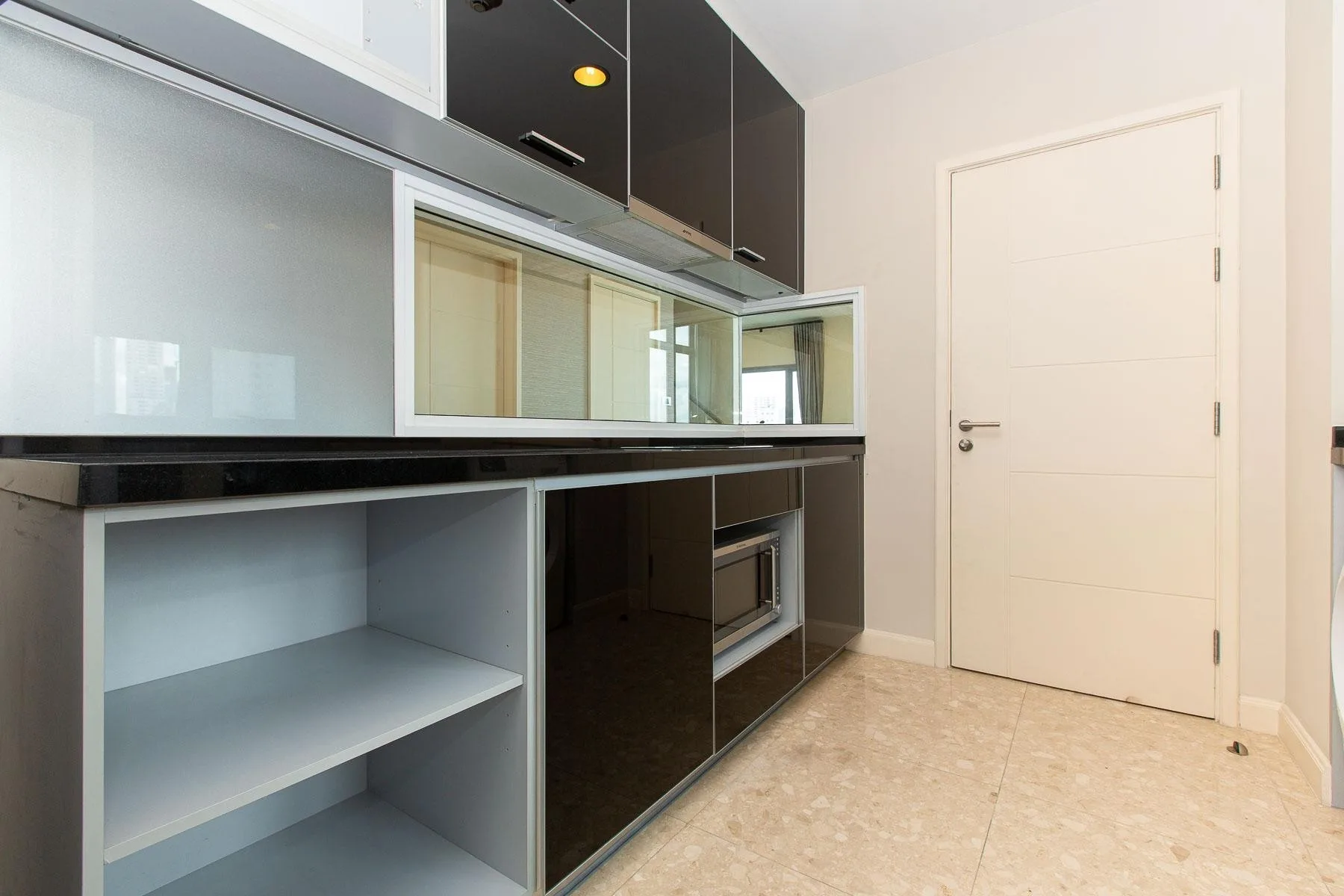 Property photos for The Crest Sukhumvit 34