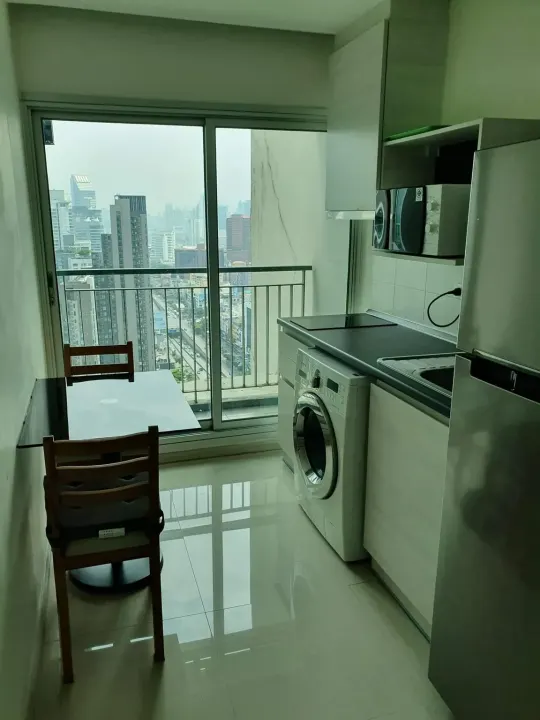 Property photos for Life Ratchadapisek