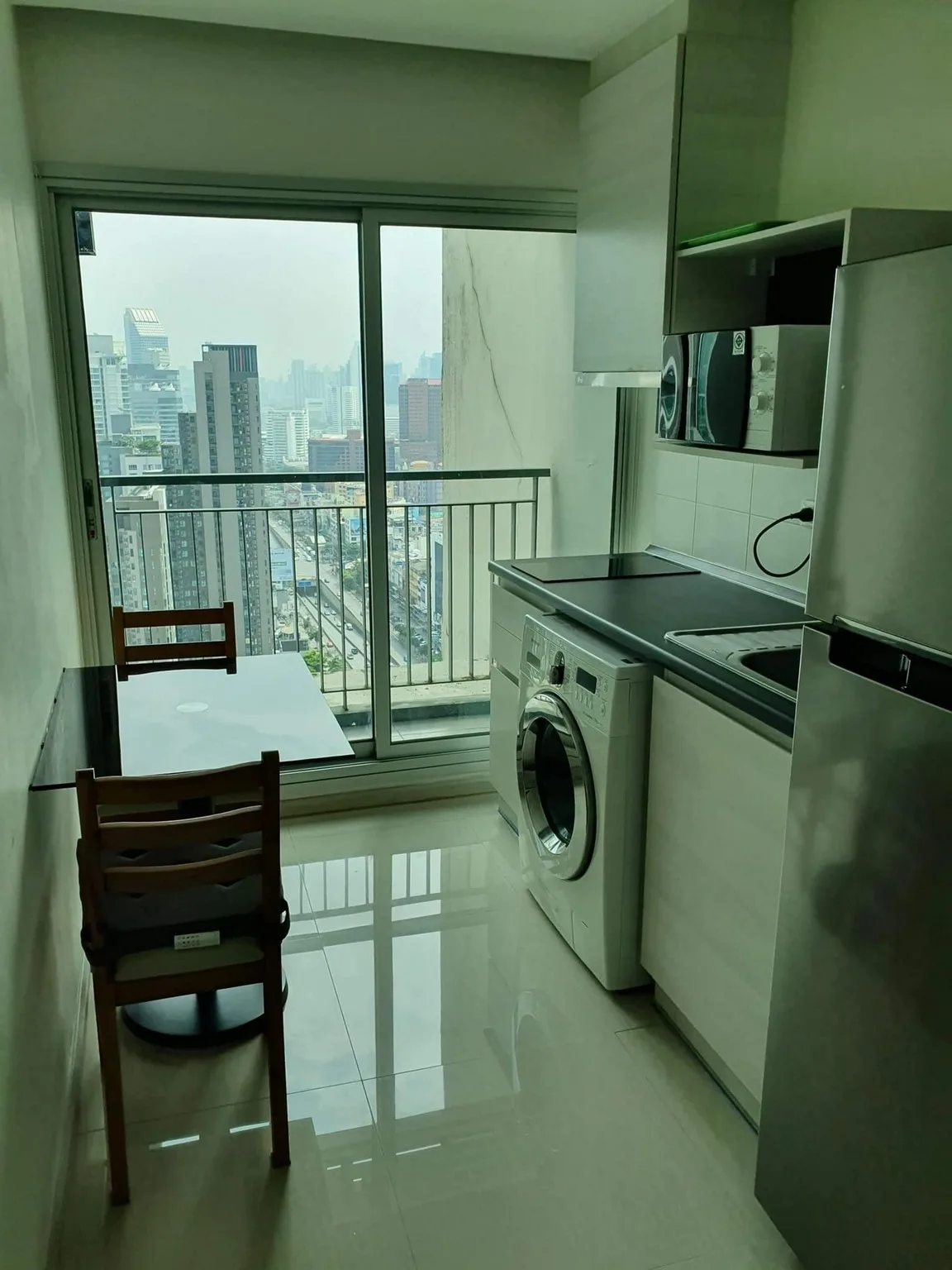 Property photos for Life Ratchadapisek