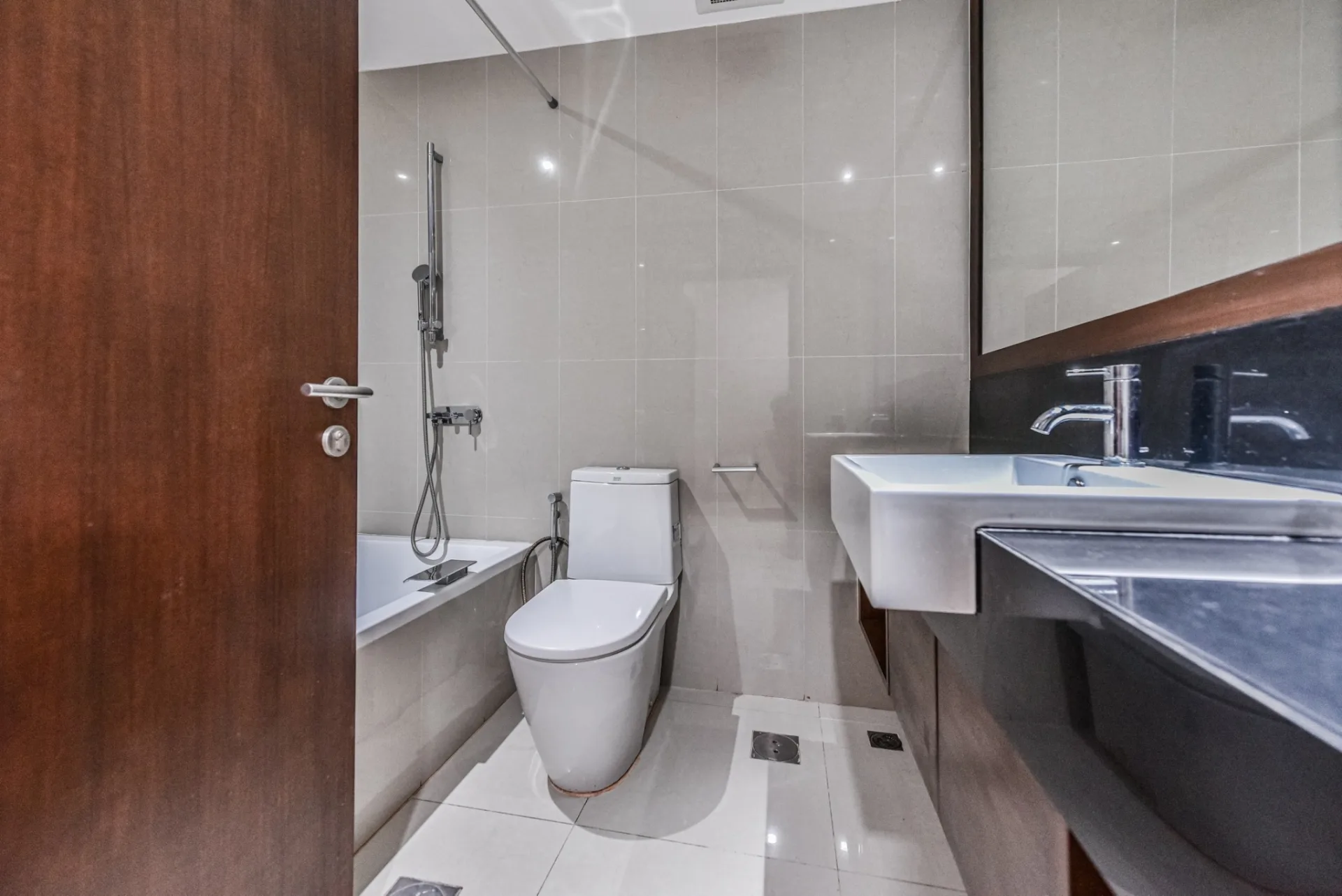 Property photos for Sathorn Gardens