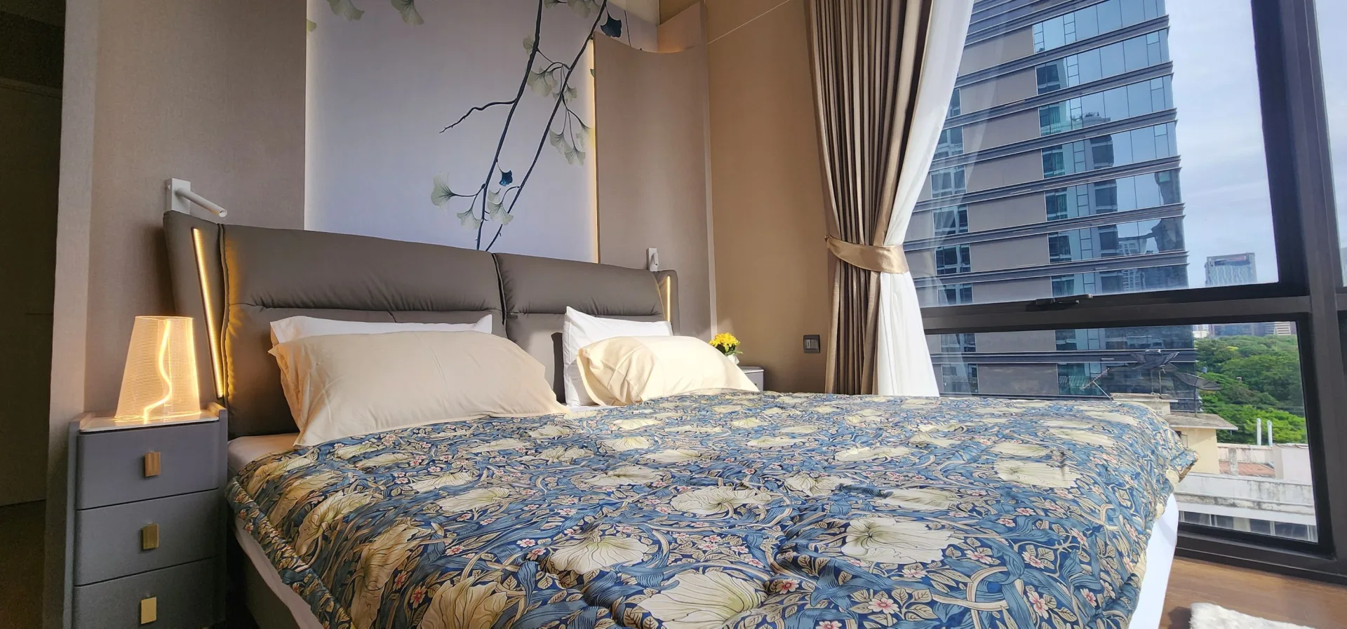 Property photos for Muniq Langsuan