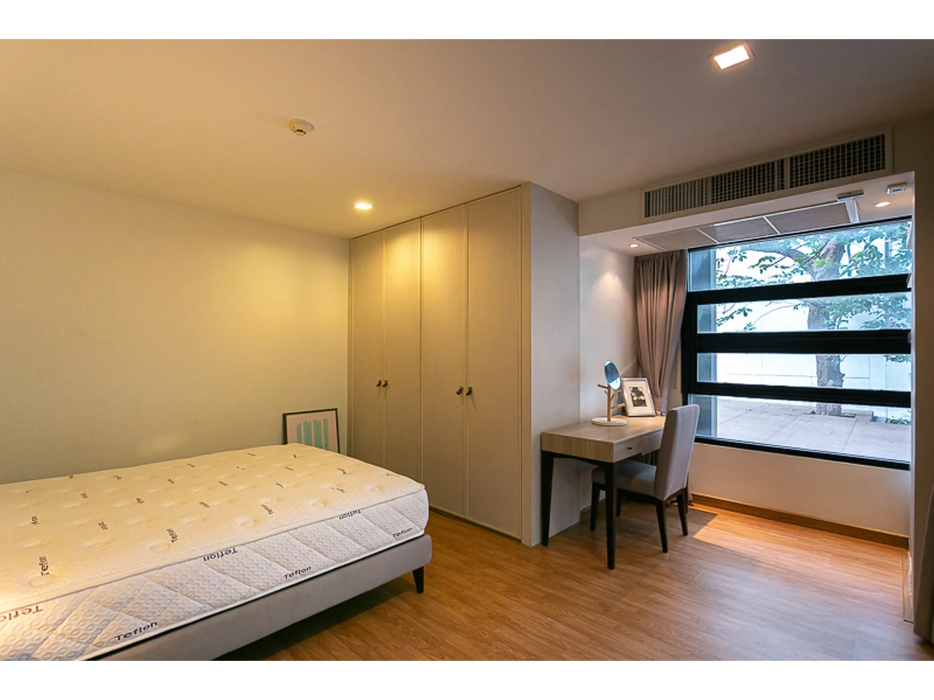 Property photos for L8 Residence