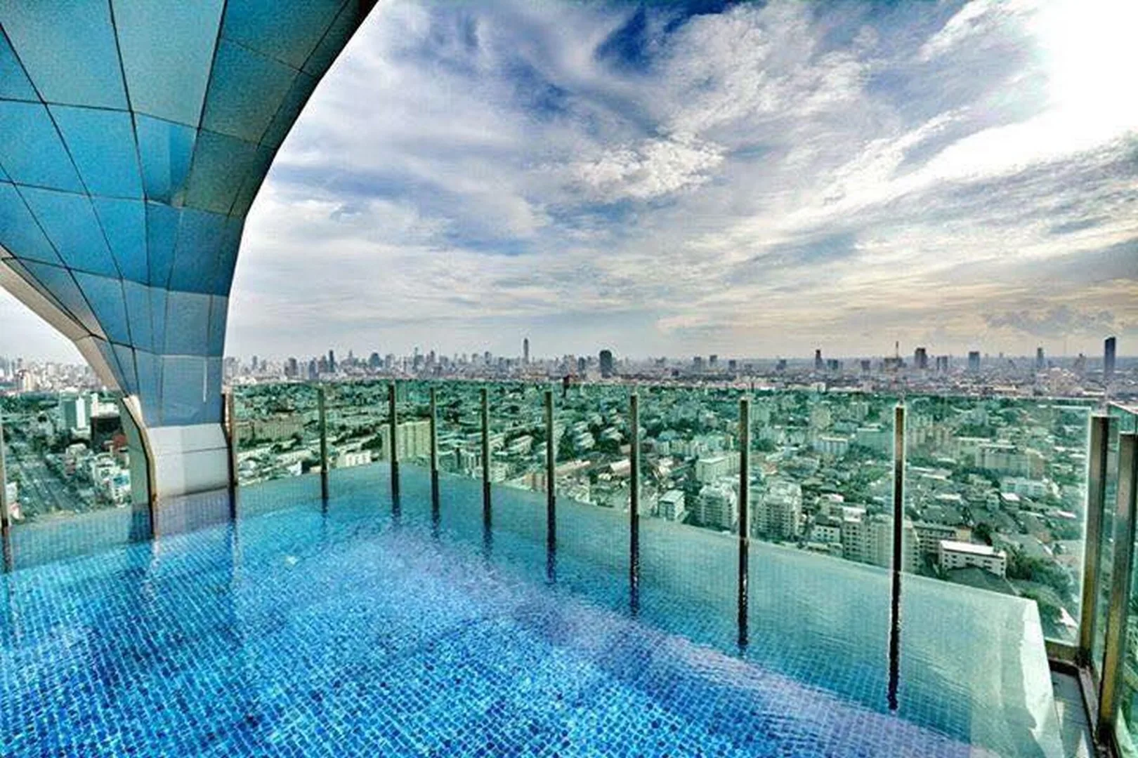Property photos for Life Ratchadapisek