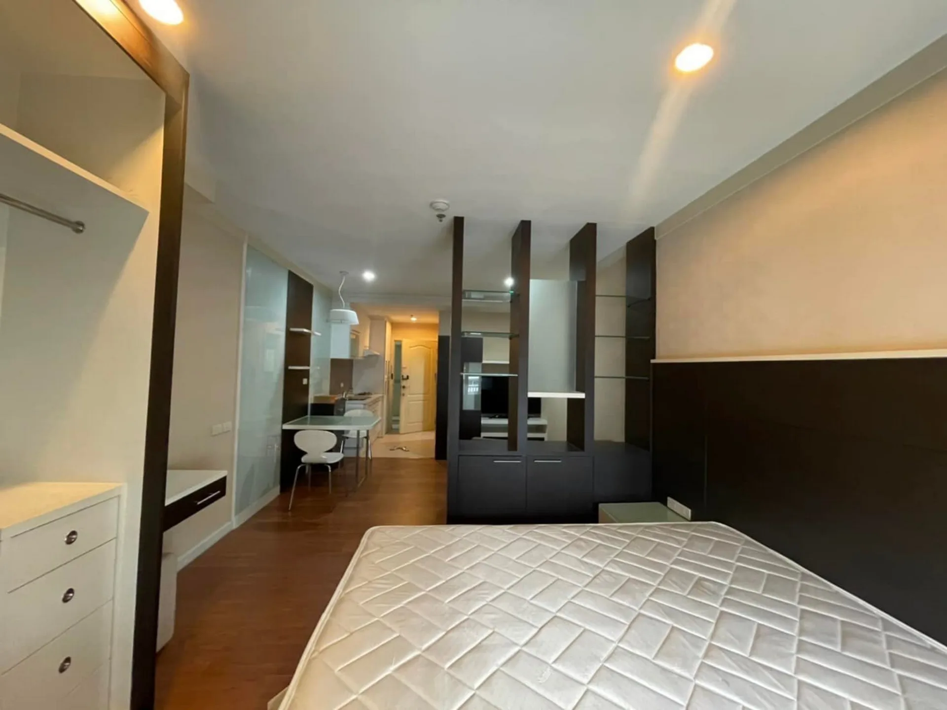 Property photos for Grand Park View Asoke