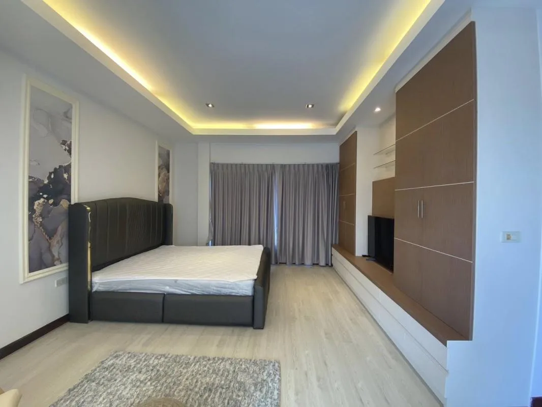 Property photos for Noble Tara Pattanakarn
