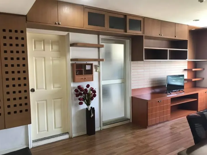 Property photos for Lumpini Park View