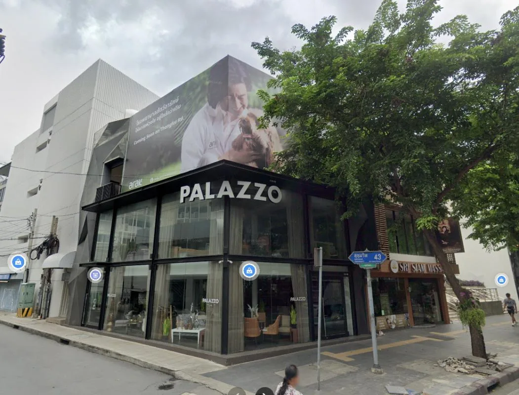 Property photos for Commercial Building Sukhumvit 43