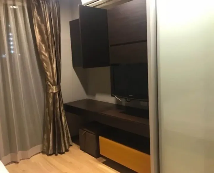 Property photos for Silom Grand Terrace