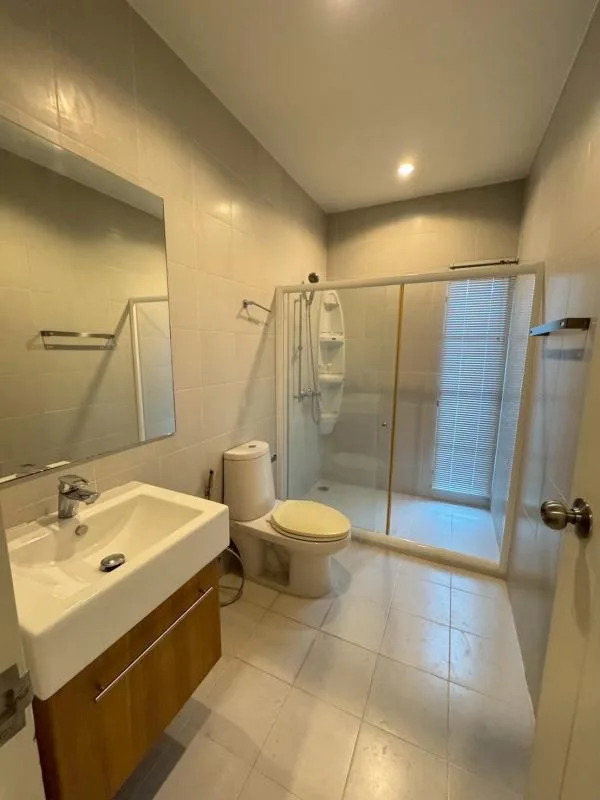 Property photos for Noble Cube Pattanakarn