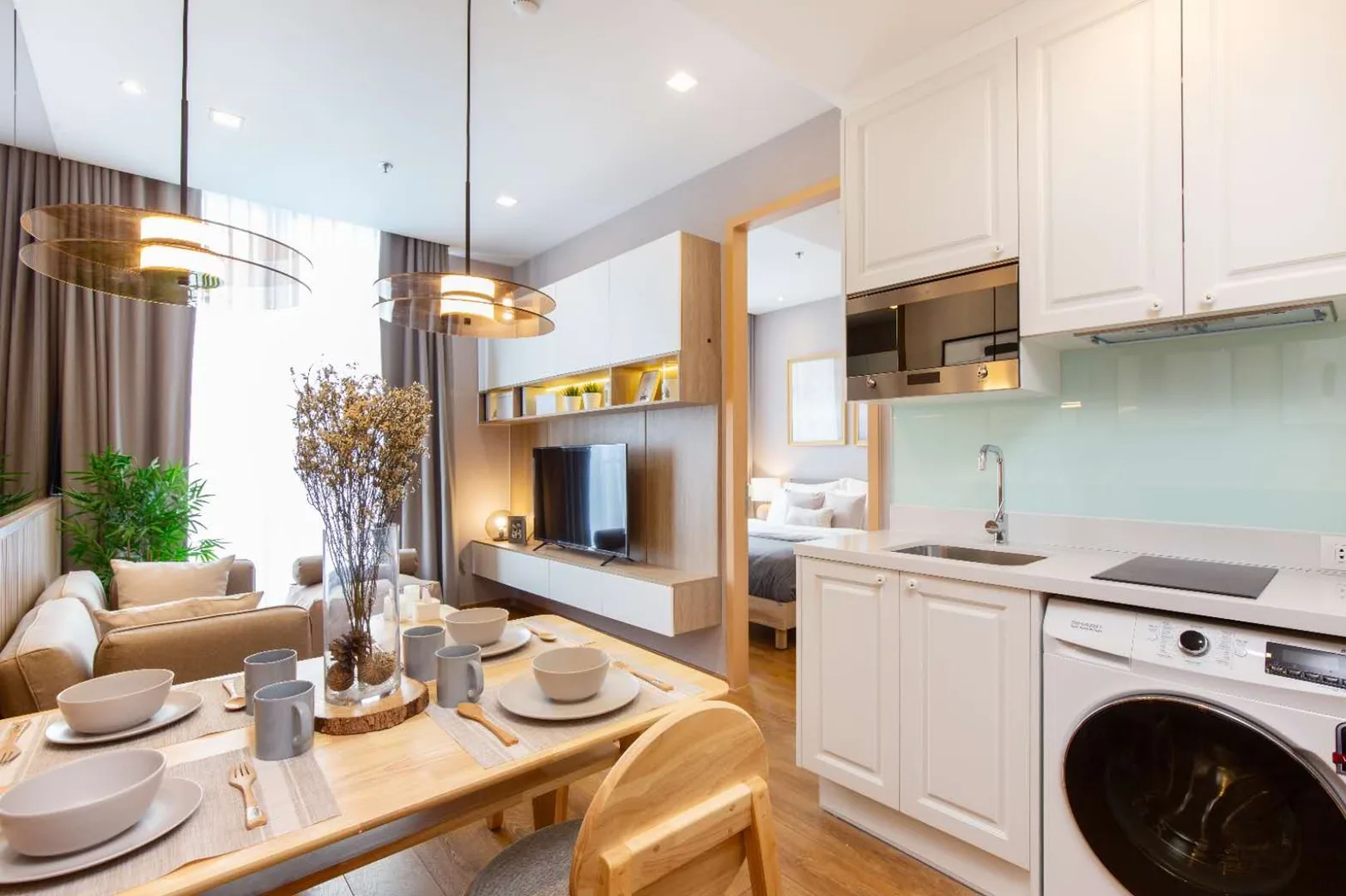 Property photos for Noble BE 33