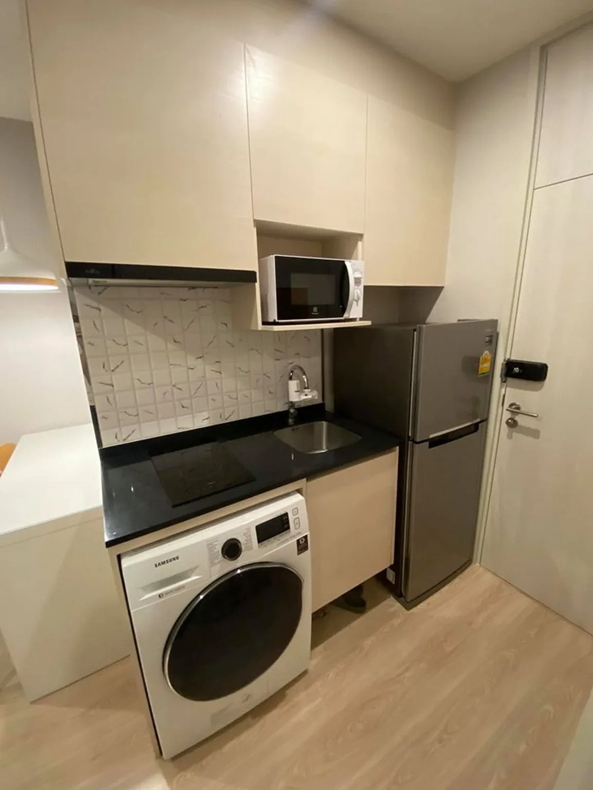 Property photos for Ashton Silom