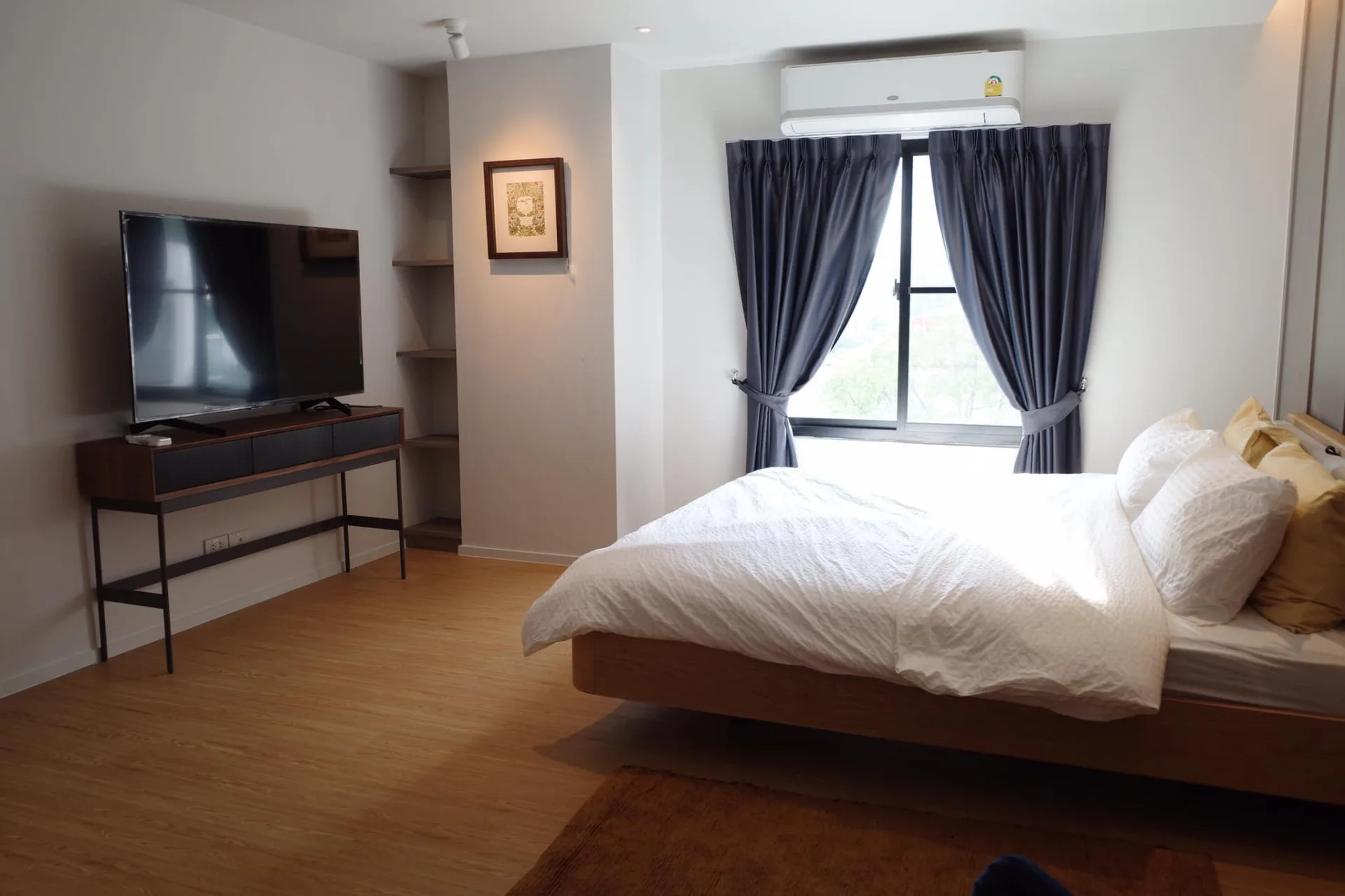 Property photos for Lily House