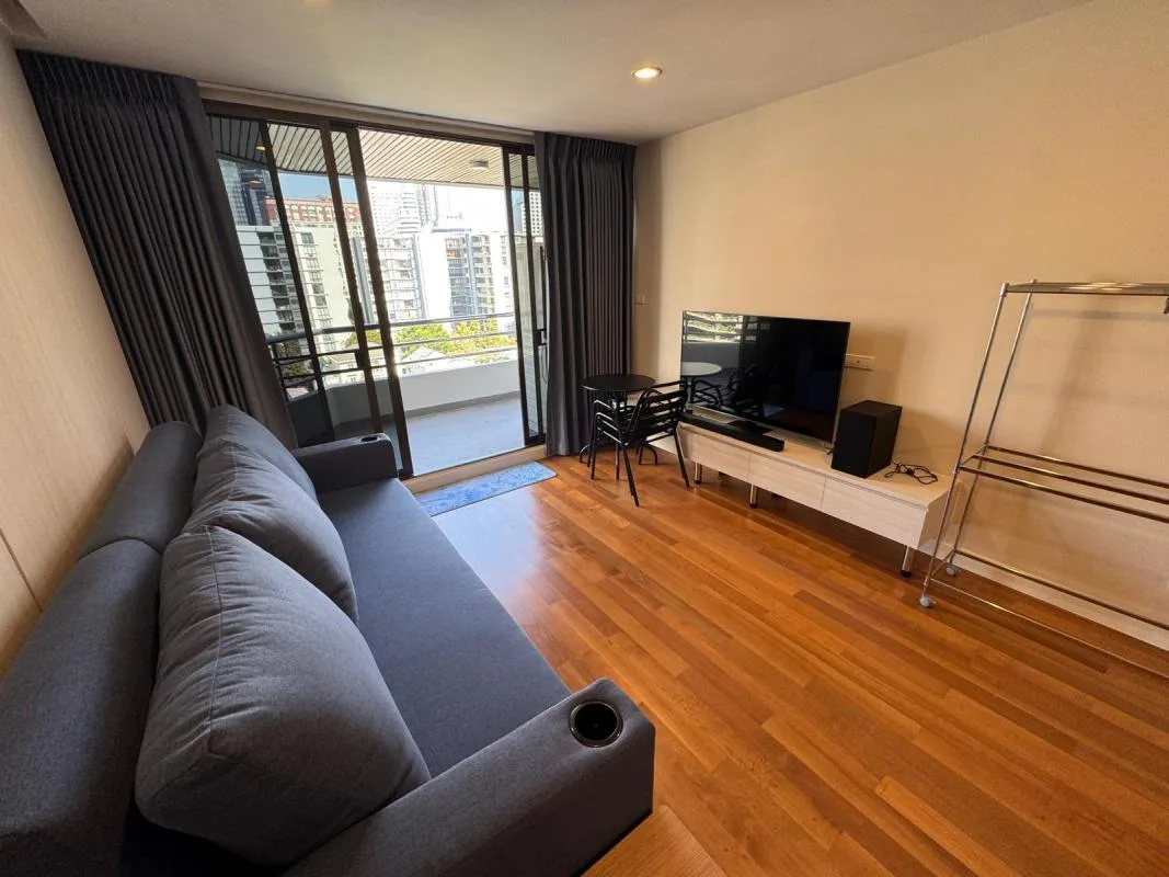 Property photos for Lake Avenue 16
