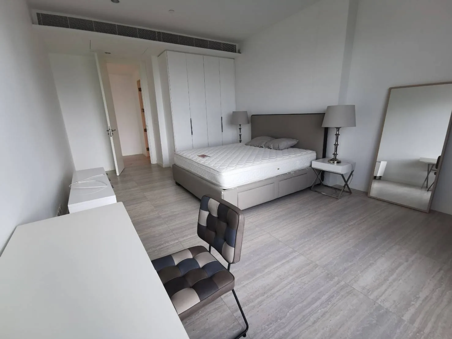Property photos for 185 Rajadamri