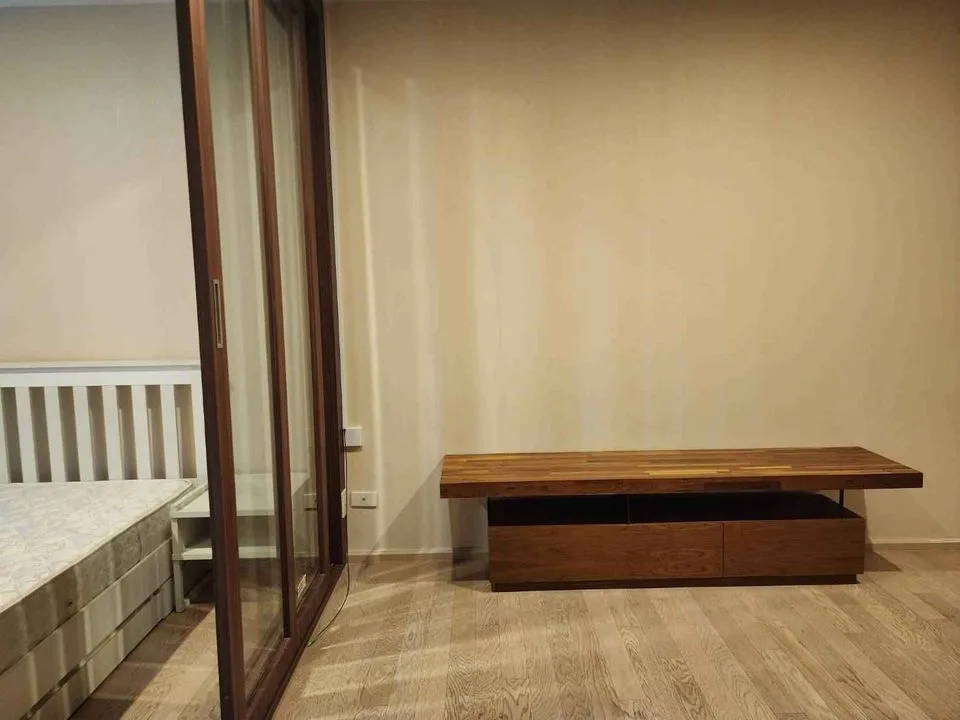 Property photos for Noble Solo