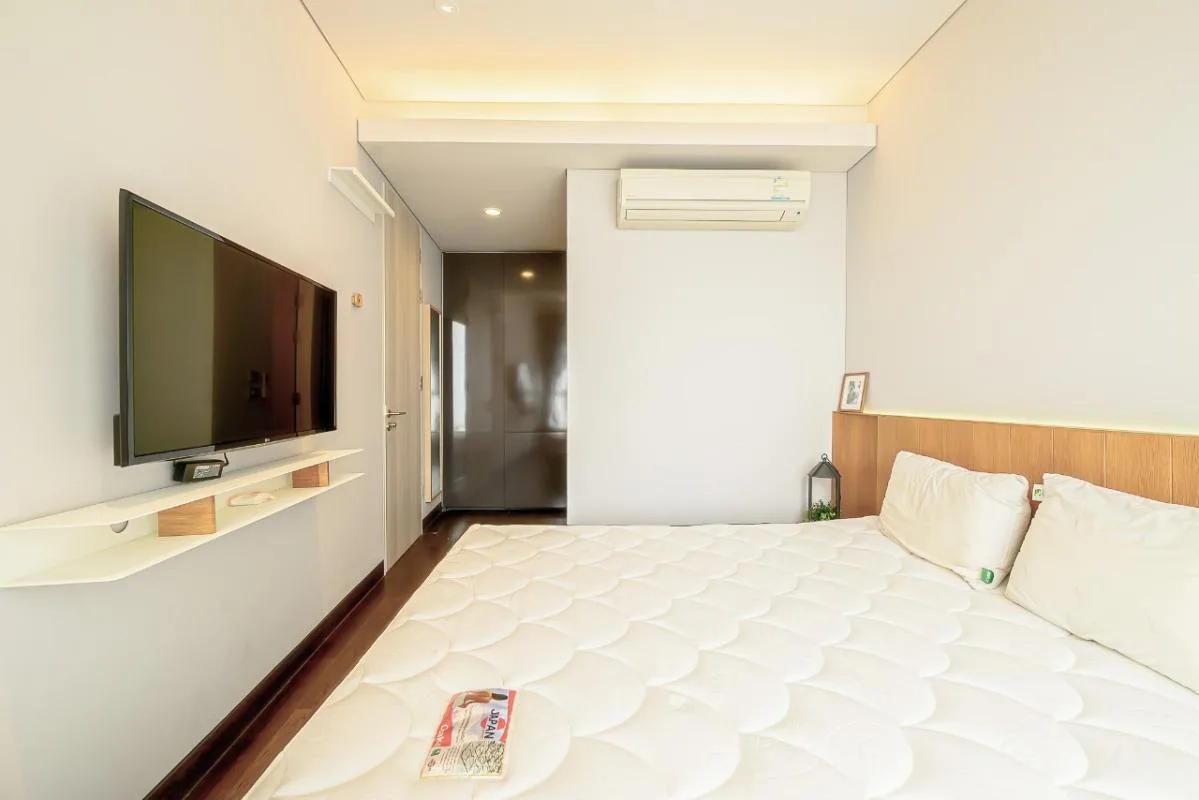 Property photos for The Lumpini 24