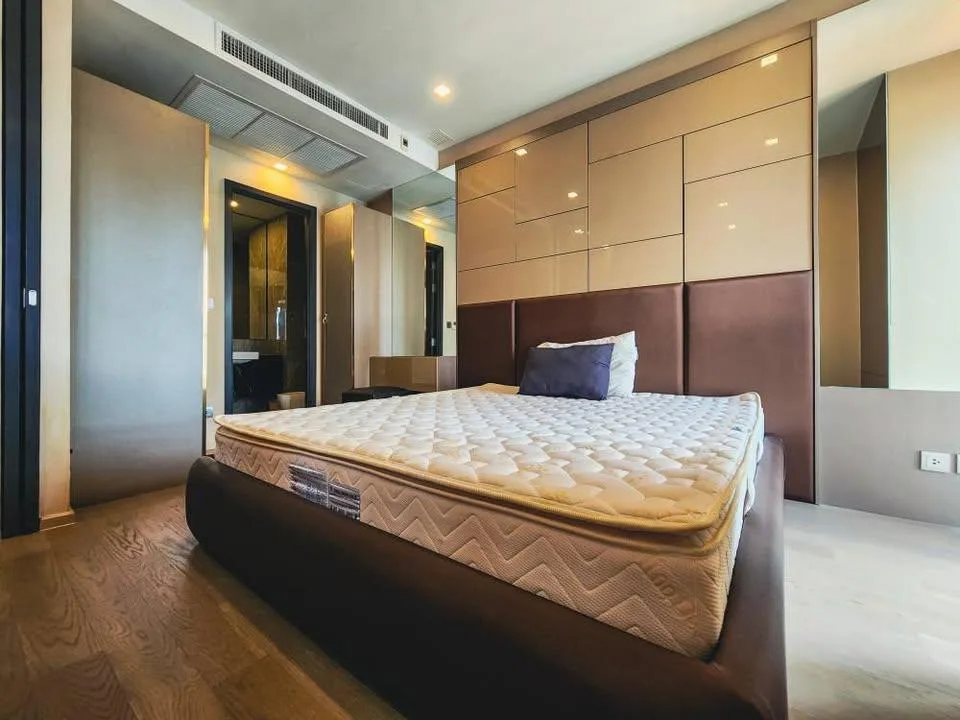 Property photos for Ashton Asoke