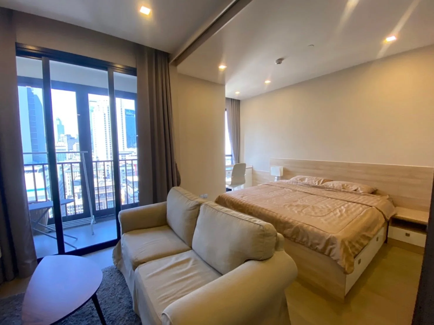 Property photos for Ashton Asoke