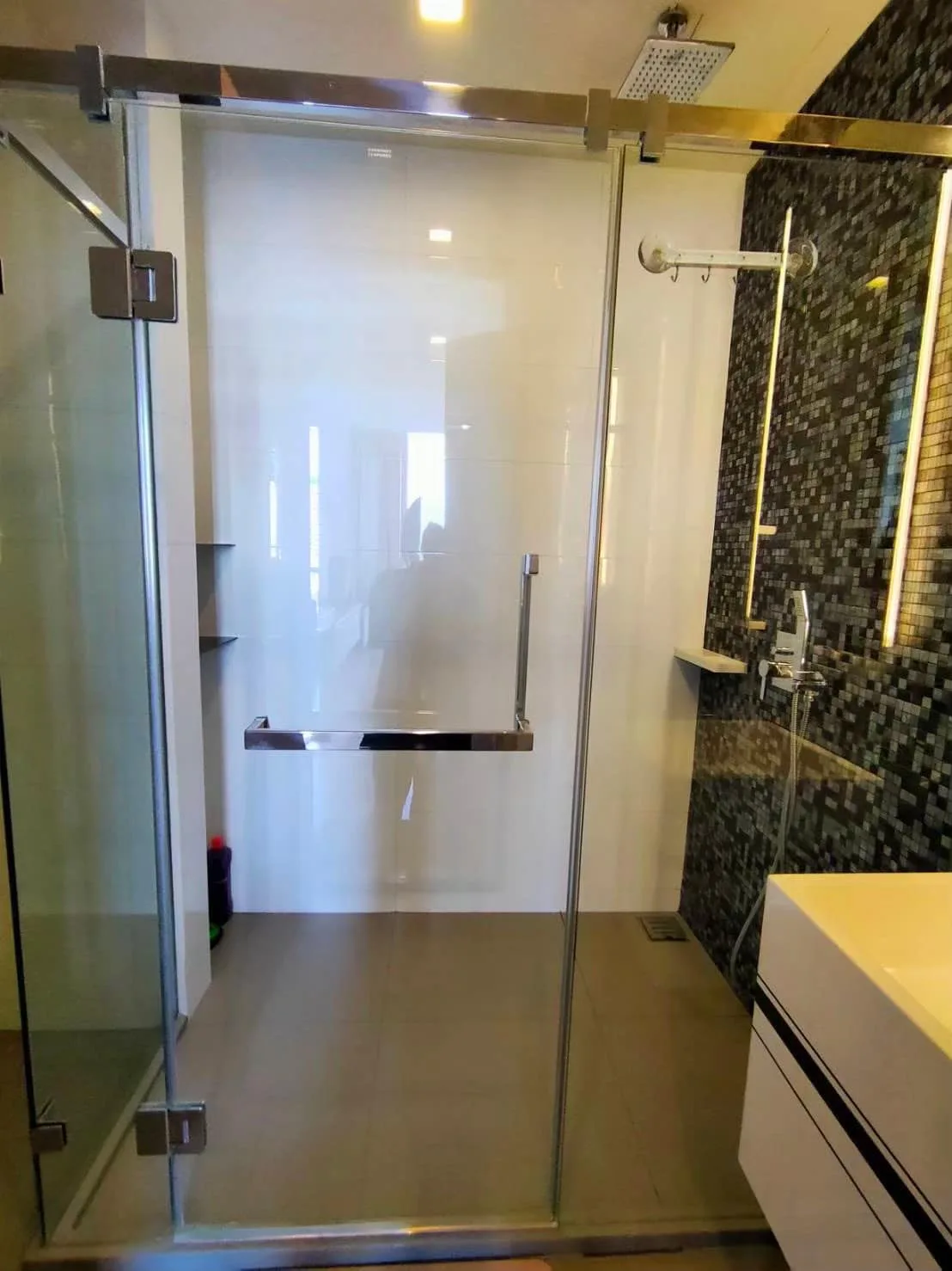 Property photos for The room Sathorn - TanonPun