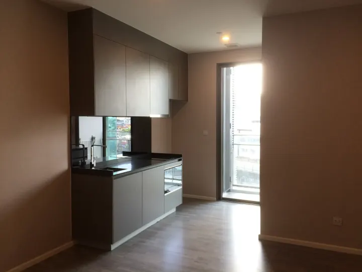Property photos for The Room Sukhumvit 69