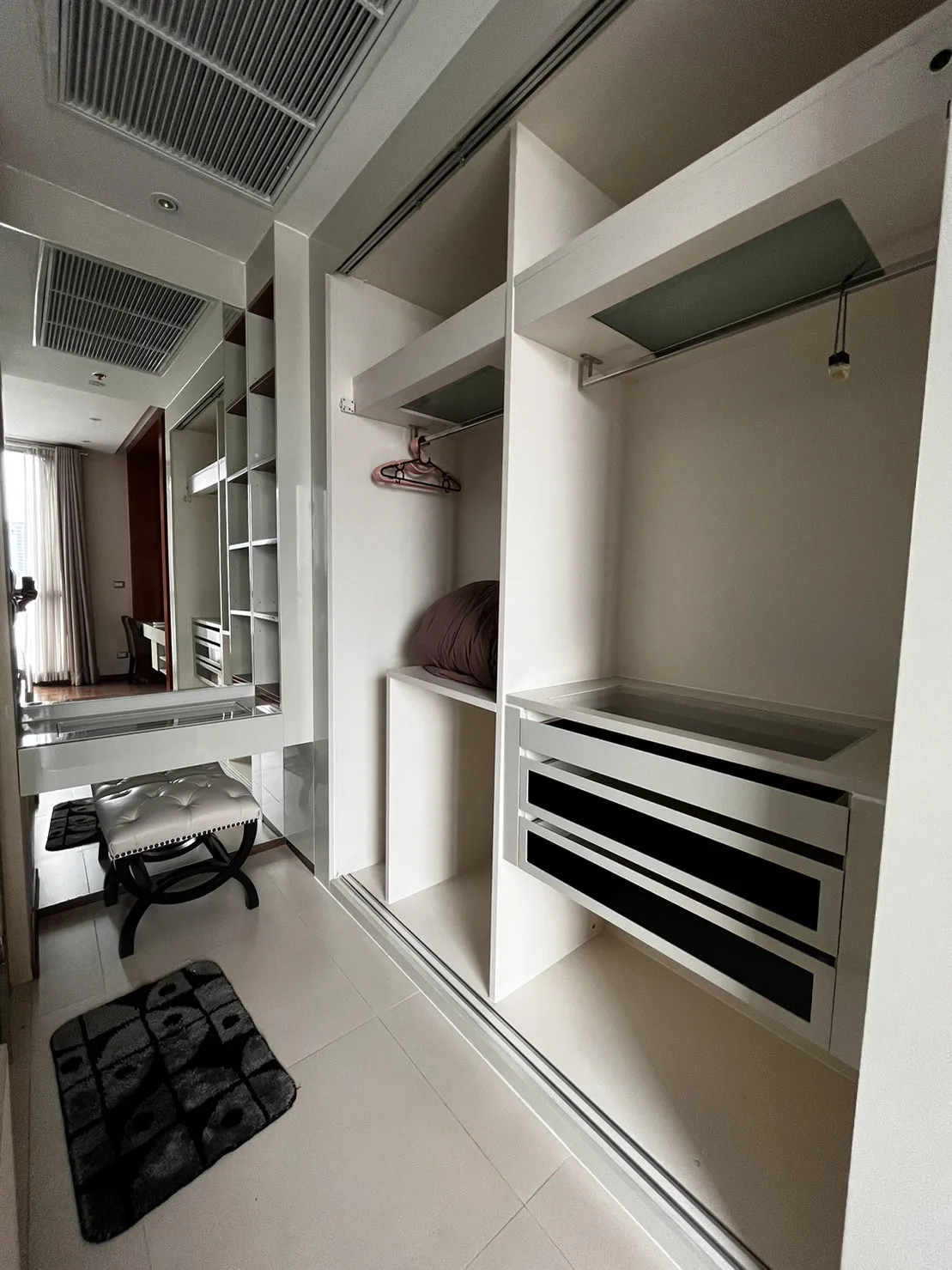 Property photos for The Address Sukhumvit 28