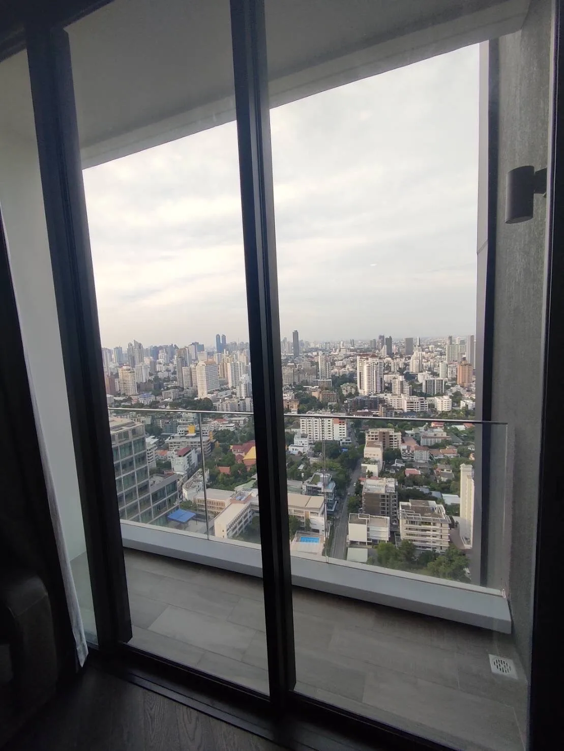 Property photos for The Esse Sukhumvit 36