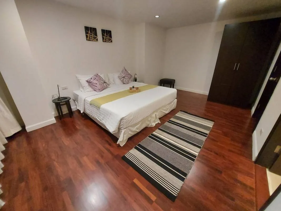 Property photos for Sathorn Gallery Residences