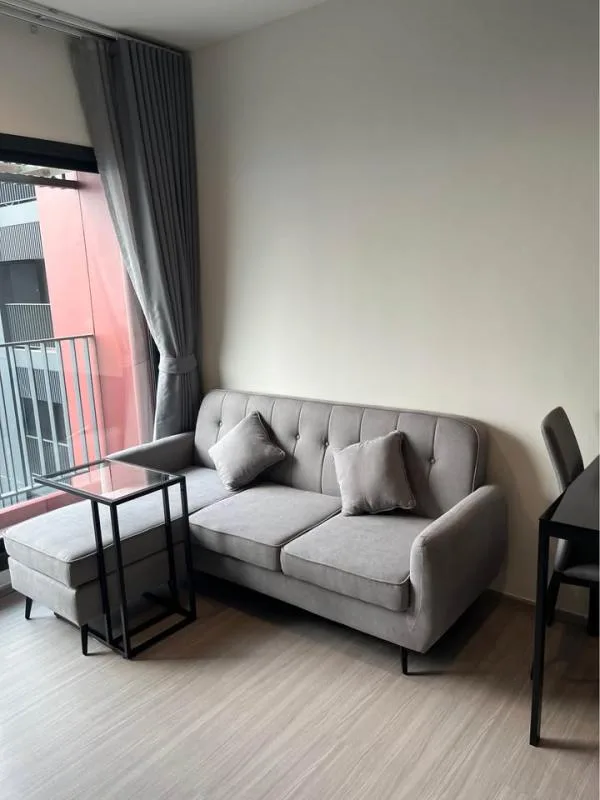 Property photos for Life Asoke Hype