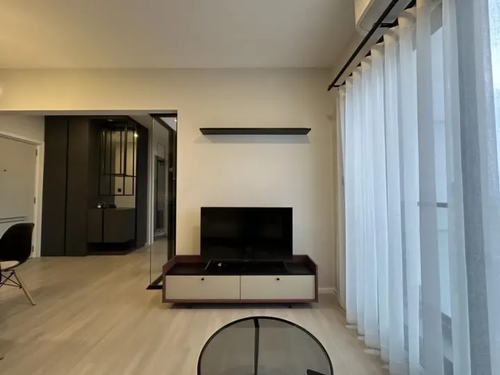 Property photos for The Key Mrt Phetkasem 48