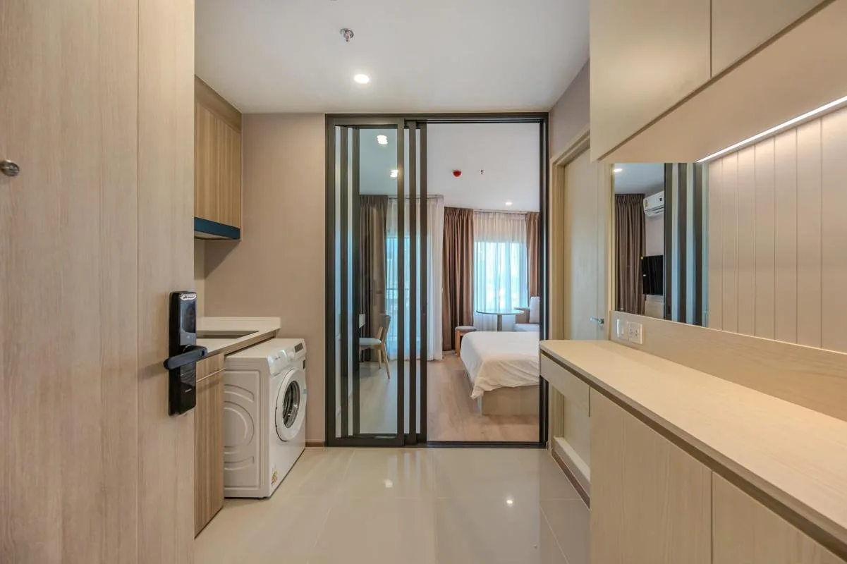 Property photos for Life Rama 4 - Asoke