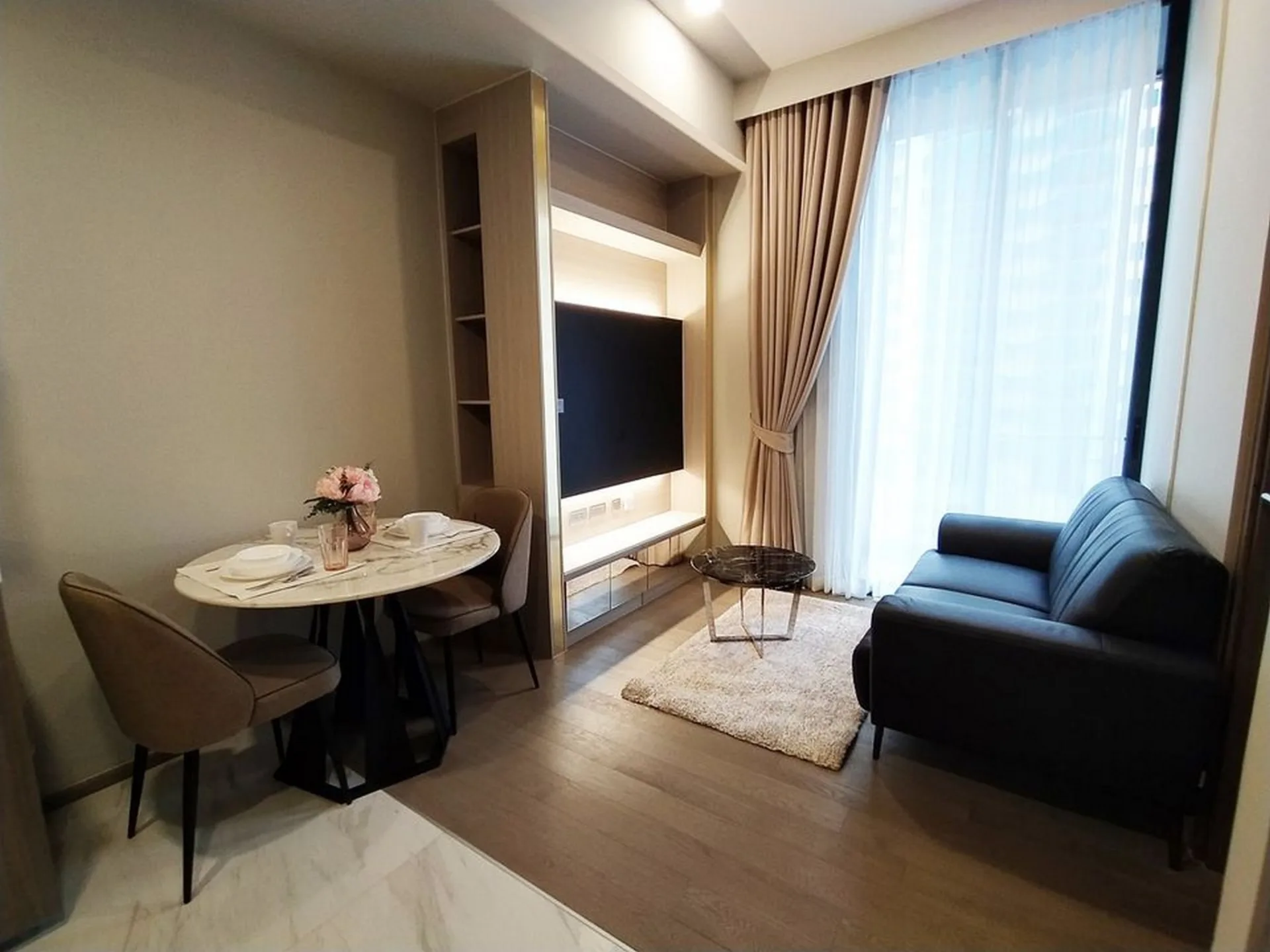 Property photos for Celes Asoke