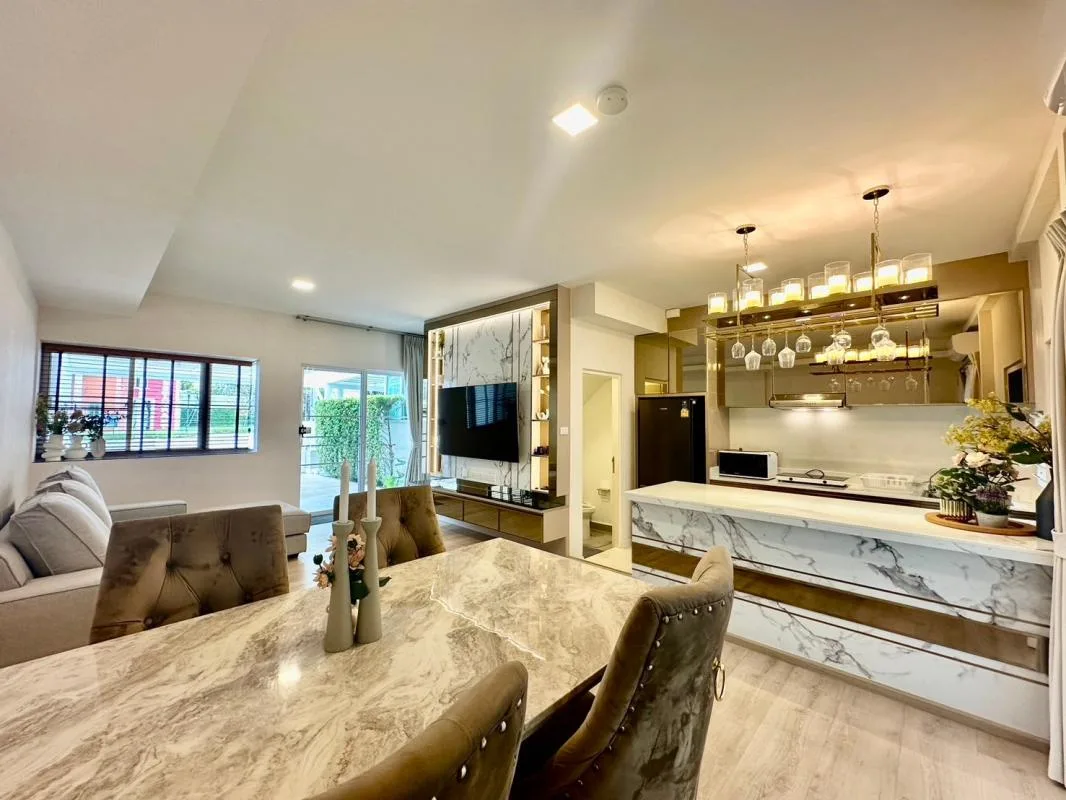 Property photos for Indy Bangna-ramkhamhaeng 2