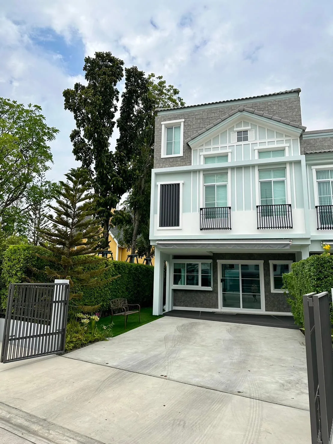 Property photos for Indy Bangna-ramkhamhaeng 2
